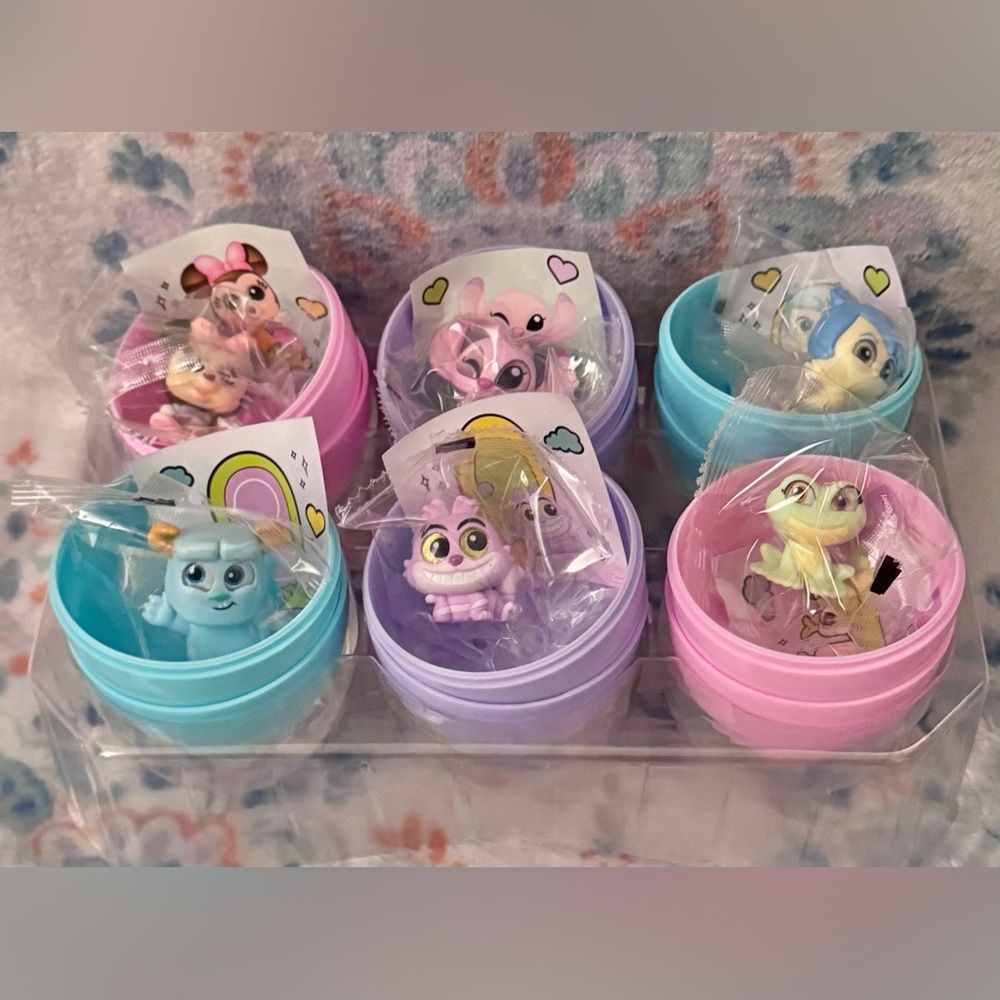 Disney Doorables set of 6 Surprise Eggs w/Exclusive Pastel Figures